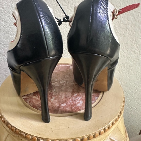 Moschino lace up peep toe heels - Picture 7 of 12